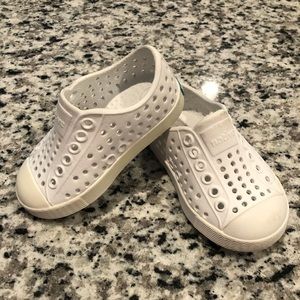 Native Toddler Shoes Size C4